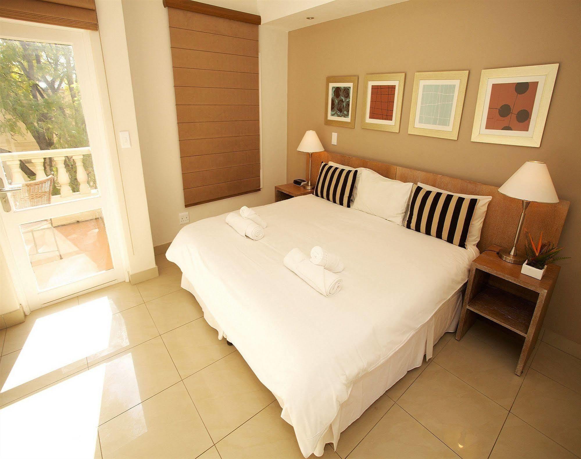 The Capital Villa Sandton Extérieur photo