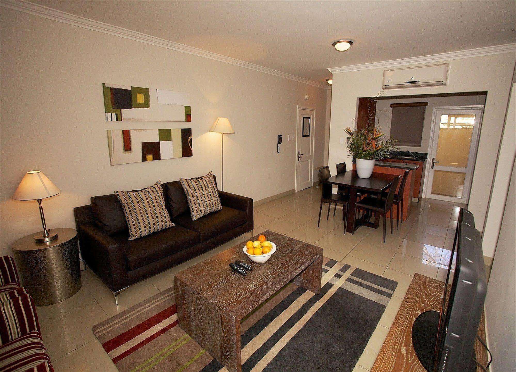The Capital Villa Sandton Extérieur photo