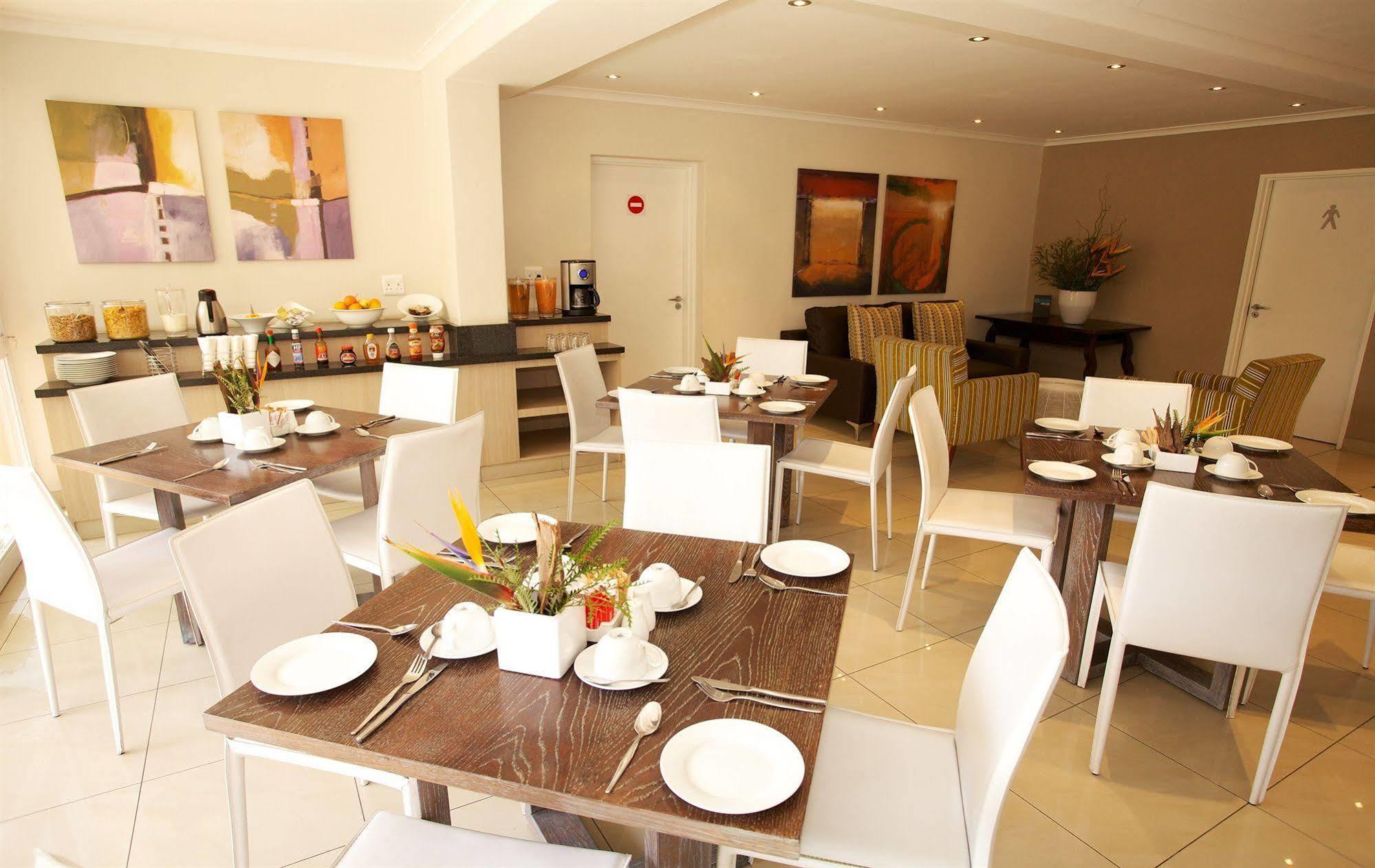 The Capital Villa Sandton Extérieur photo